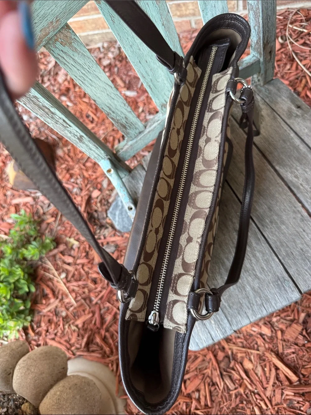 Coach Park Signature Carrie Tote 👜 w/Monogram canvas & dark brown leather trim